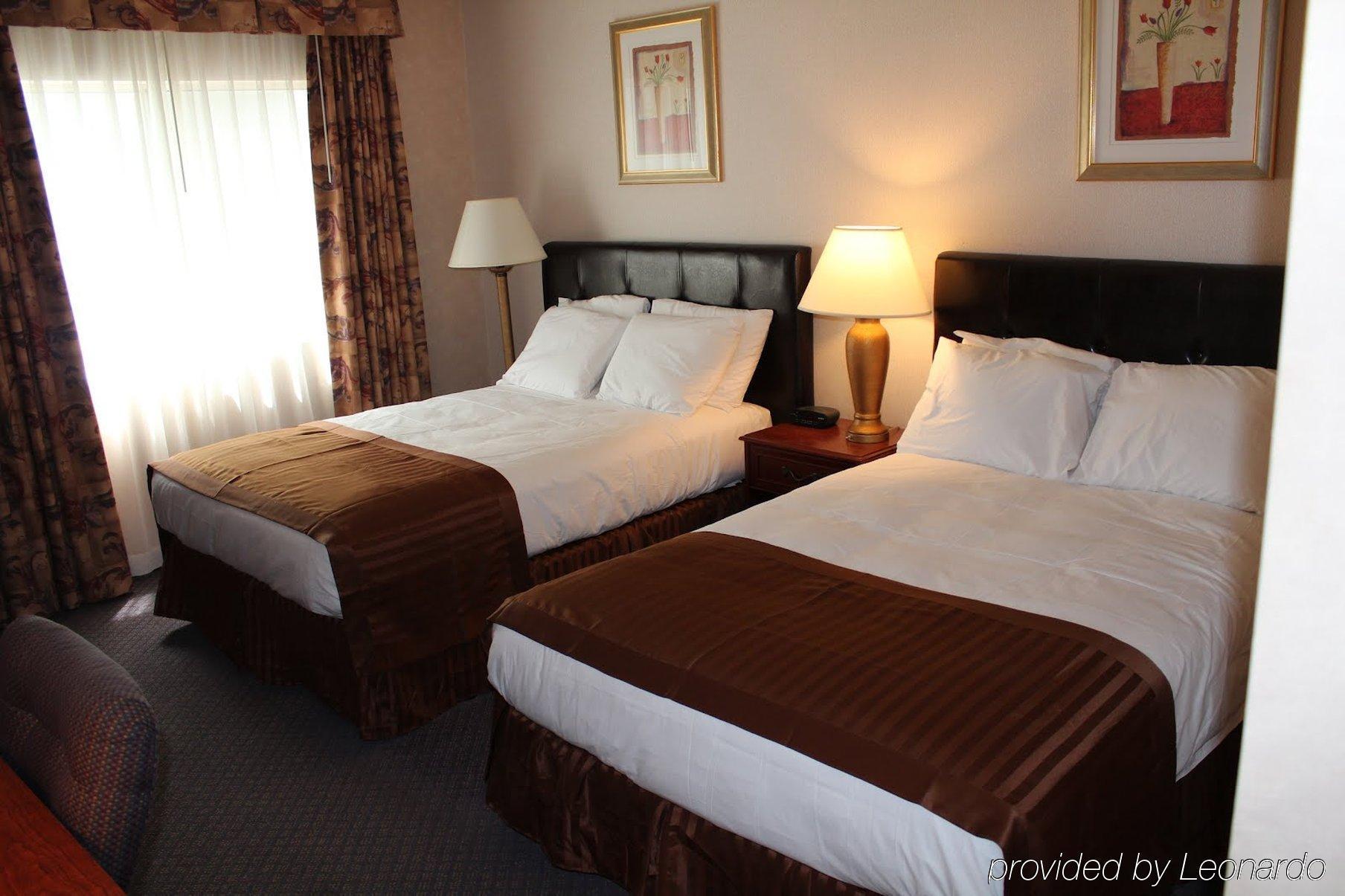 Quality Inn Fresno Yosemite Airport Bagian luar foto