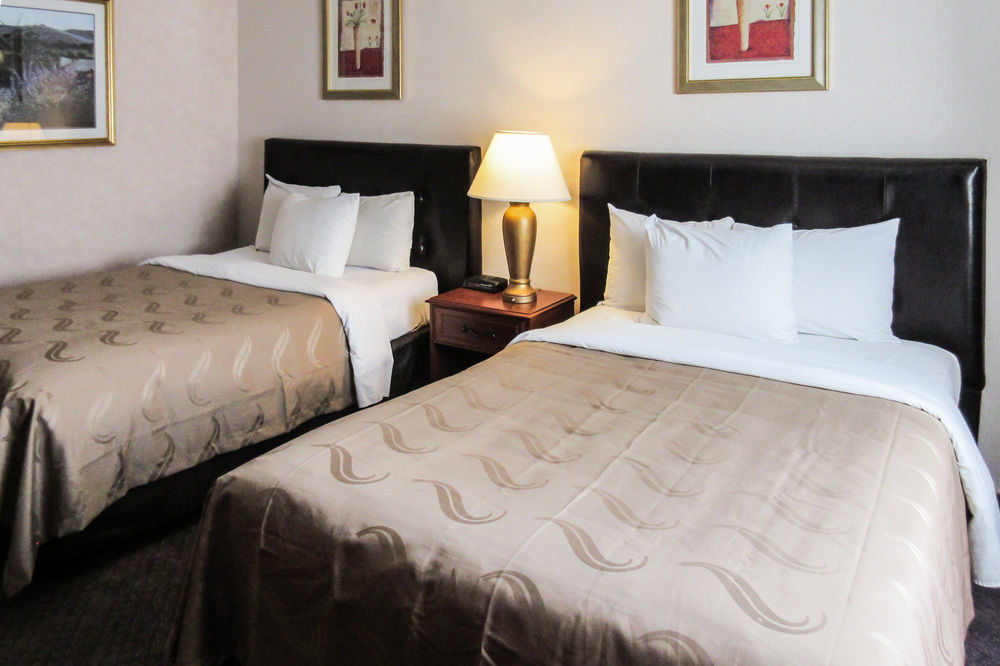 Quality Inn Fresno Yosemite Airport Bagian luar foto