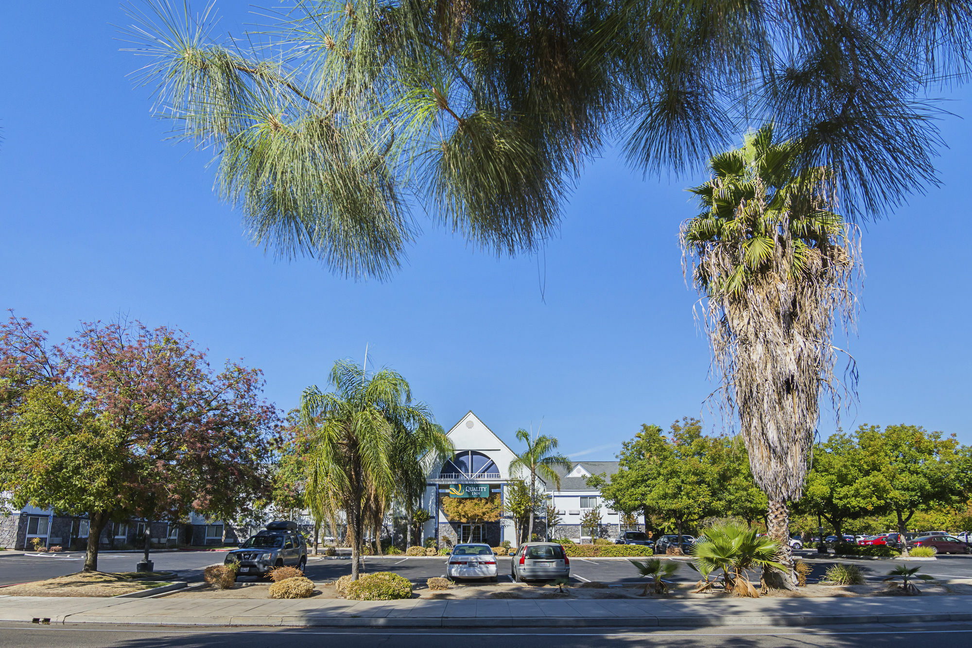 Quality Inn Fresno Yosemite Airport Bagian luar foto